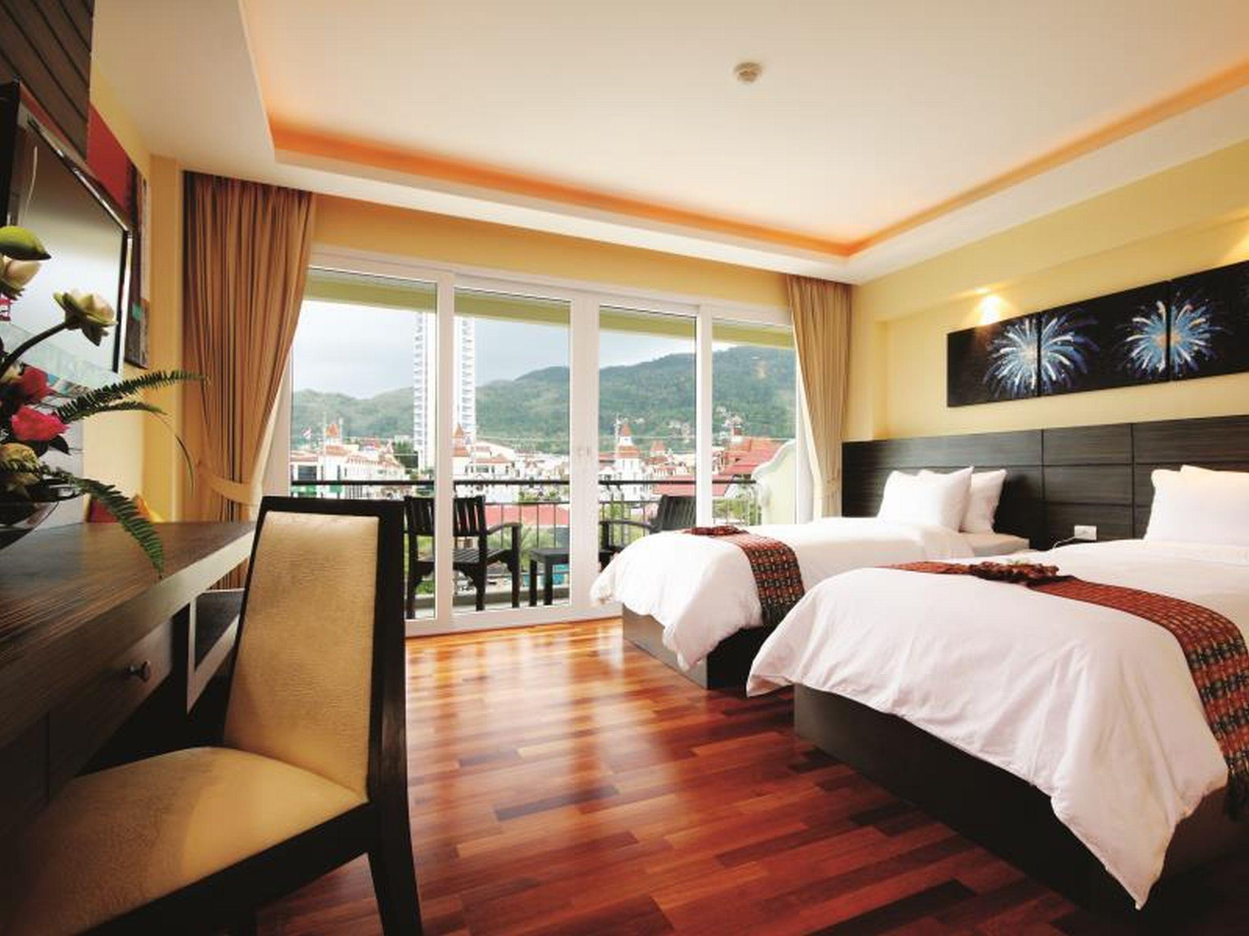 R-mar And Patong, Phuket