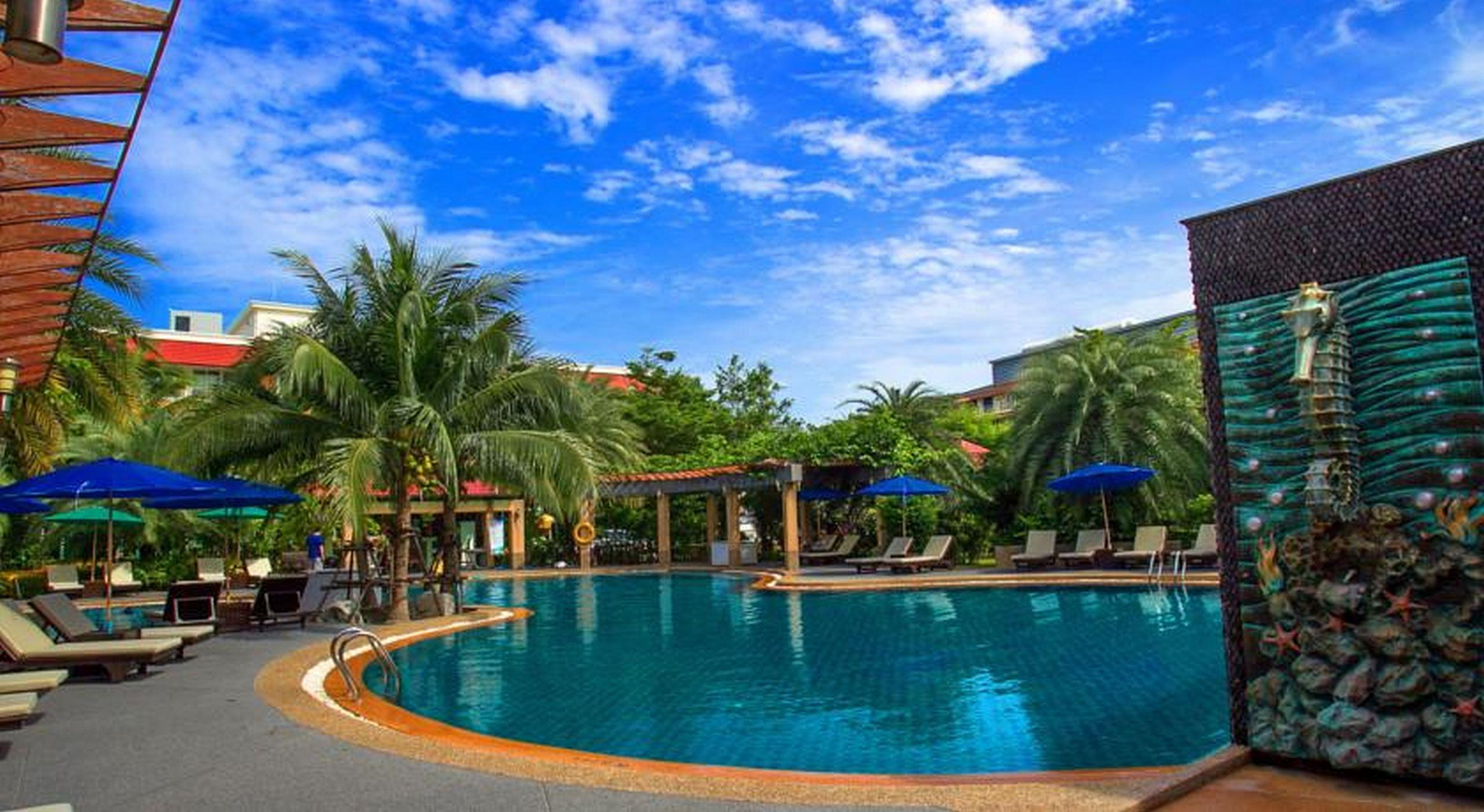 R-mar And Patong, 4*