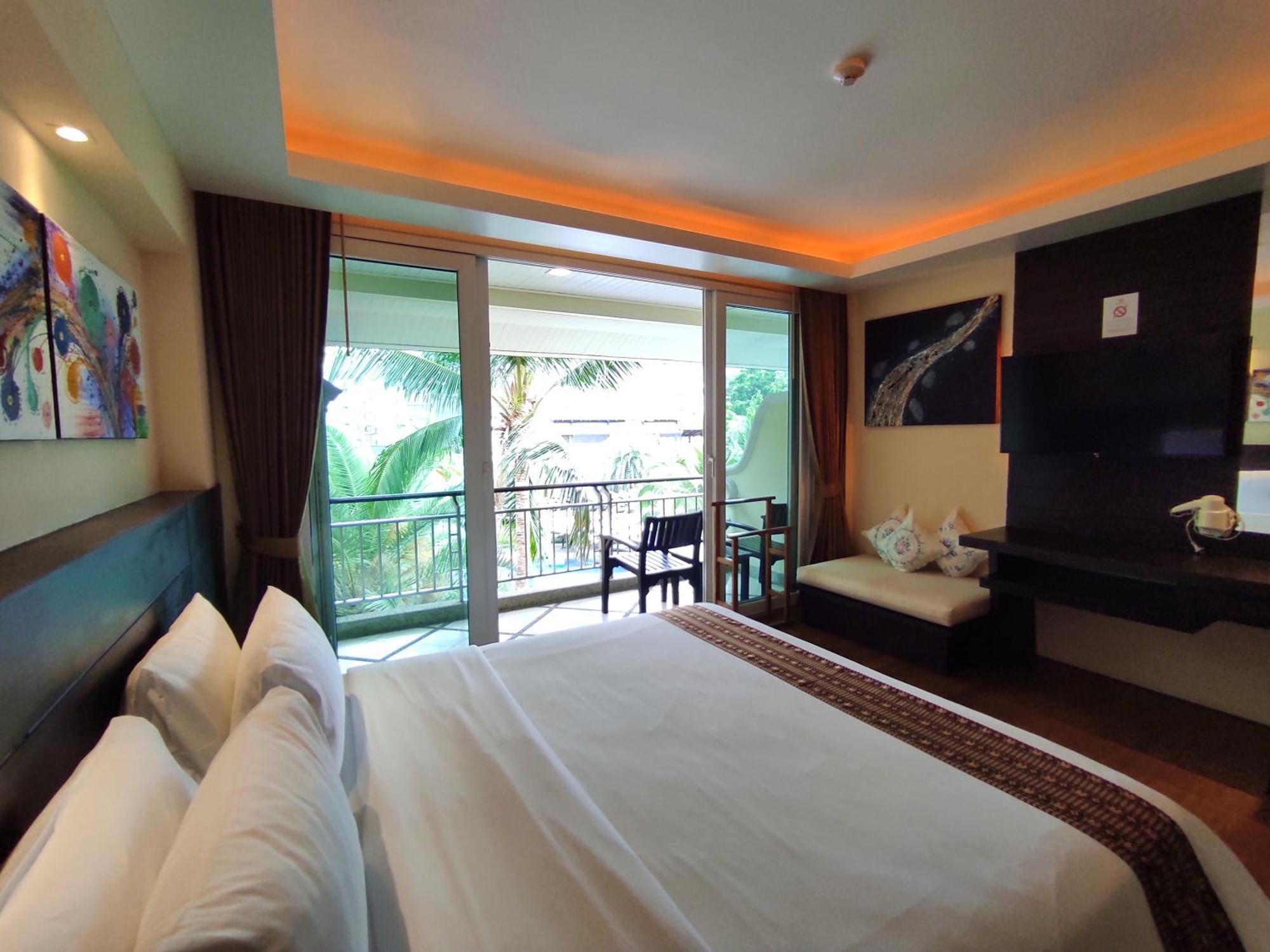 Hotel R-mar And Patong, 4*