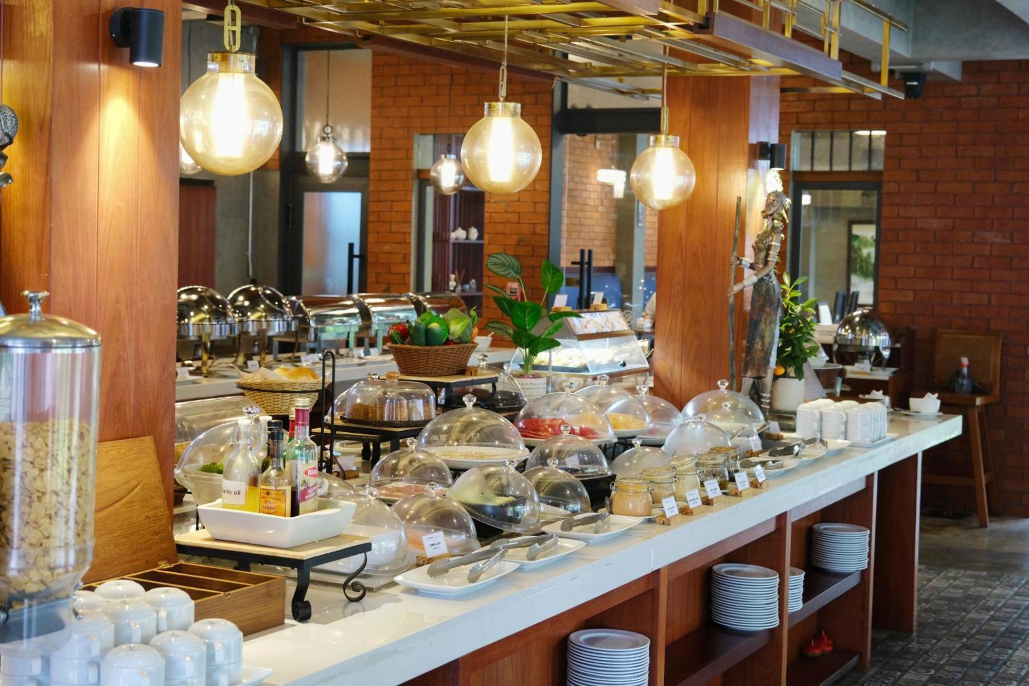 Hotel R-mar And Patong,